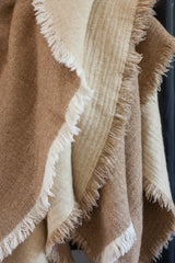 Virgin wool throw in orgeat/fior di latte