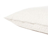 XL Bouclé Lumbar in Blanc