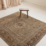 Alara, antique medium rug