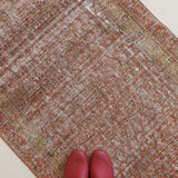 Alaric, antique runner