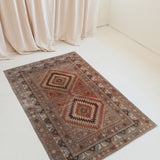 Bastien, medium antique rug