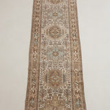 Bryn, antique runner
