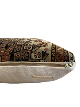 Pillow 0296