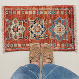 Leon, mini vintage rug