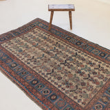 Leonie, antique medium rug