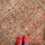Liora, antique medium rug