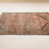 Liora, antique medium rug