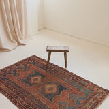 Lucy, medium antique rug