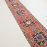 Noémie, antique XL runner