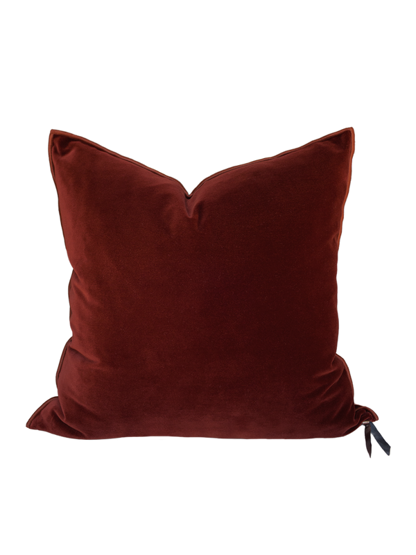 Palazzo velvet Pillow in Tomette