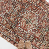 Parisa, antique runner