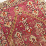 Parisa, medium antique rug
