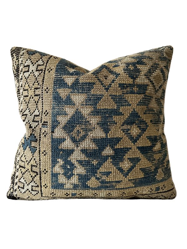 Pillow 0267