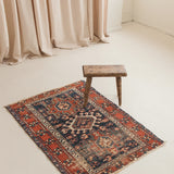 Téo, antique small rug